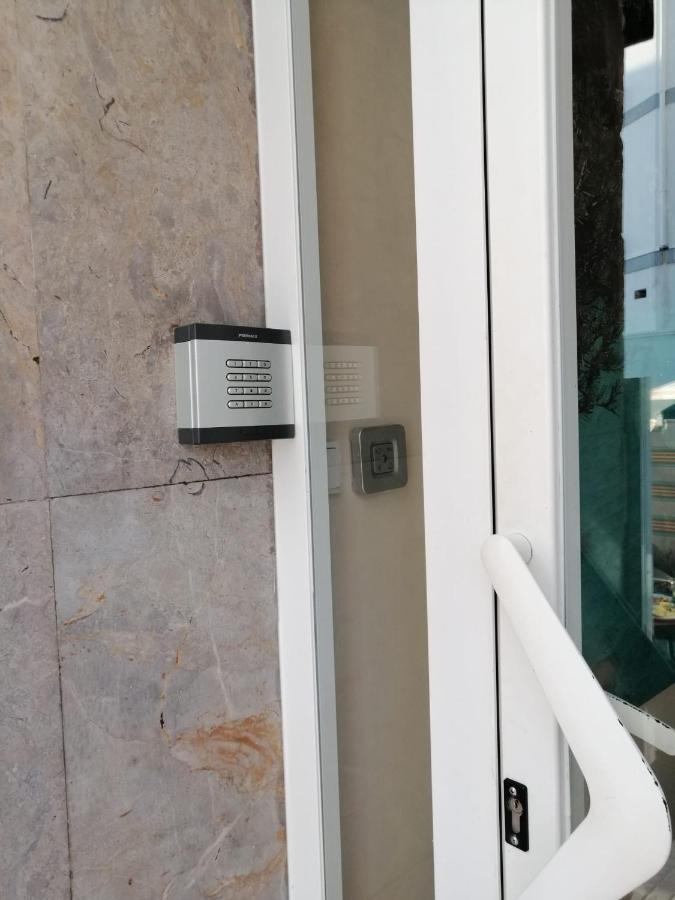 אל ארנל Apartamentos Arcadio מראה חיצוני תמונה