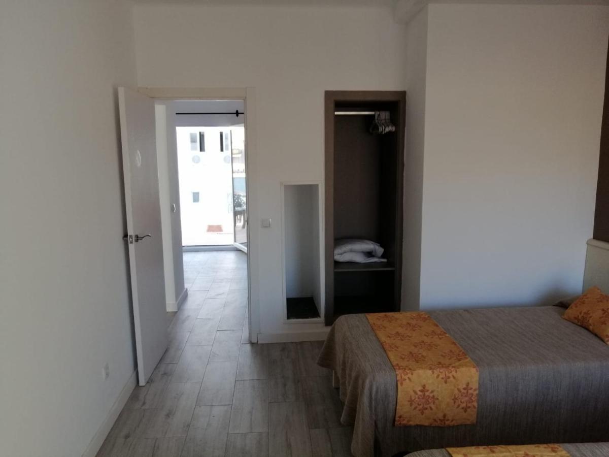 אל ארנל Apartamentos Arcadio מראה חיצוני תמונה