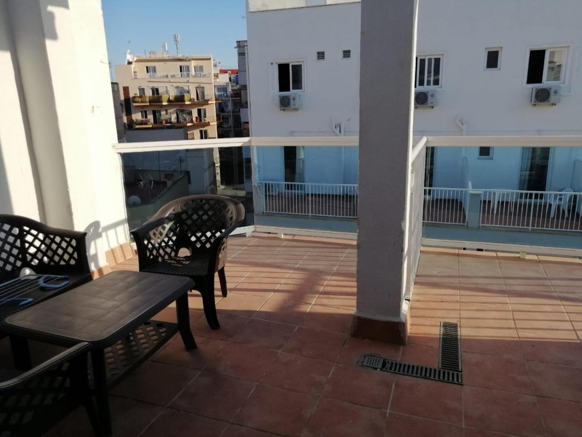אל ארנל Apartamentos Arcadio מראה חיצוני תמונה