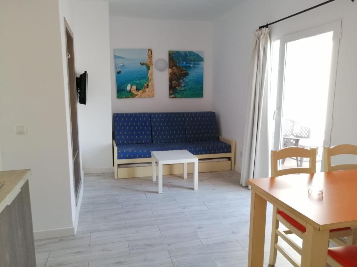 אל ארנל Apartamentos Arcadio מראה חיצוני תמונה