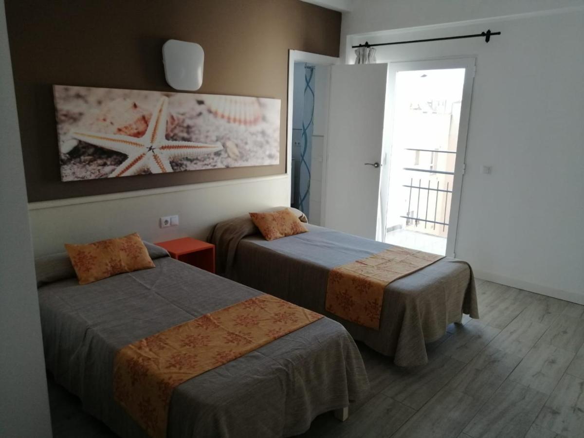 אל ארנל Apartamentos Arcadio מראה חיצוני תמונה