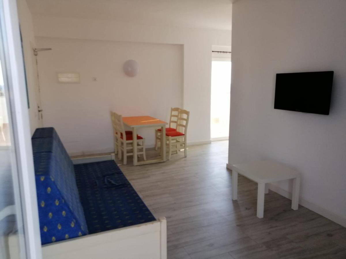 אל ארנל Apartamentos Arcadio מראה חיצוני תמונה